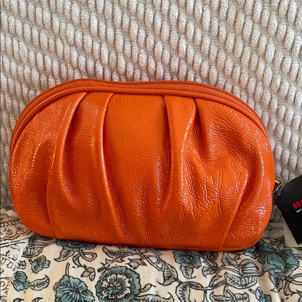 NWT $65 HOBO International Vibrant Patent Orange Clutch Makeup Accessories - Picture 2 of 16